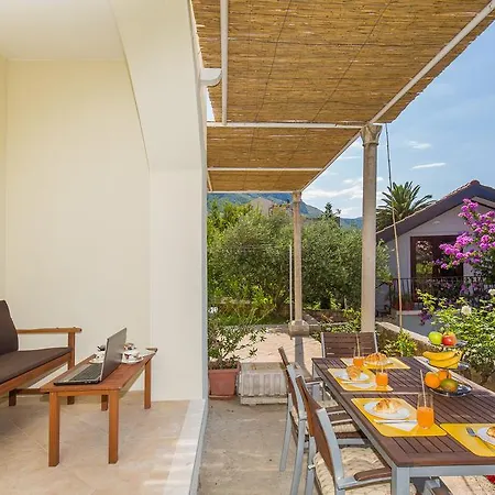 Apartmán Roza Mlini